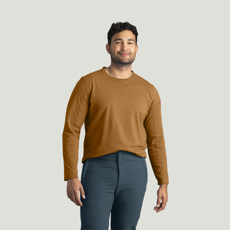 Men's Long Sleeve Midweight Performance Tee image number 10