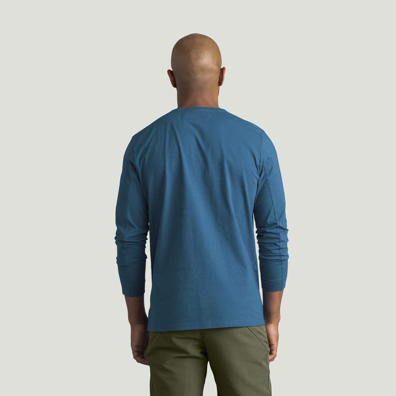 Men's Long Sleeve Midweight Performance Tee image number 7